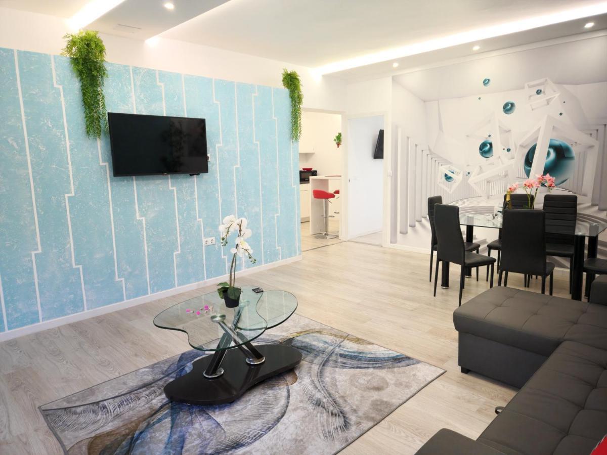 Daniel Beachfront, 2 Rooms Wifi Free Playa de las Américas Eksteriør billede